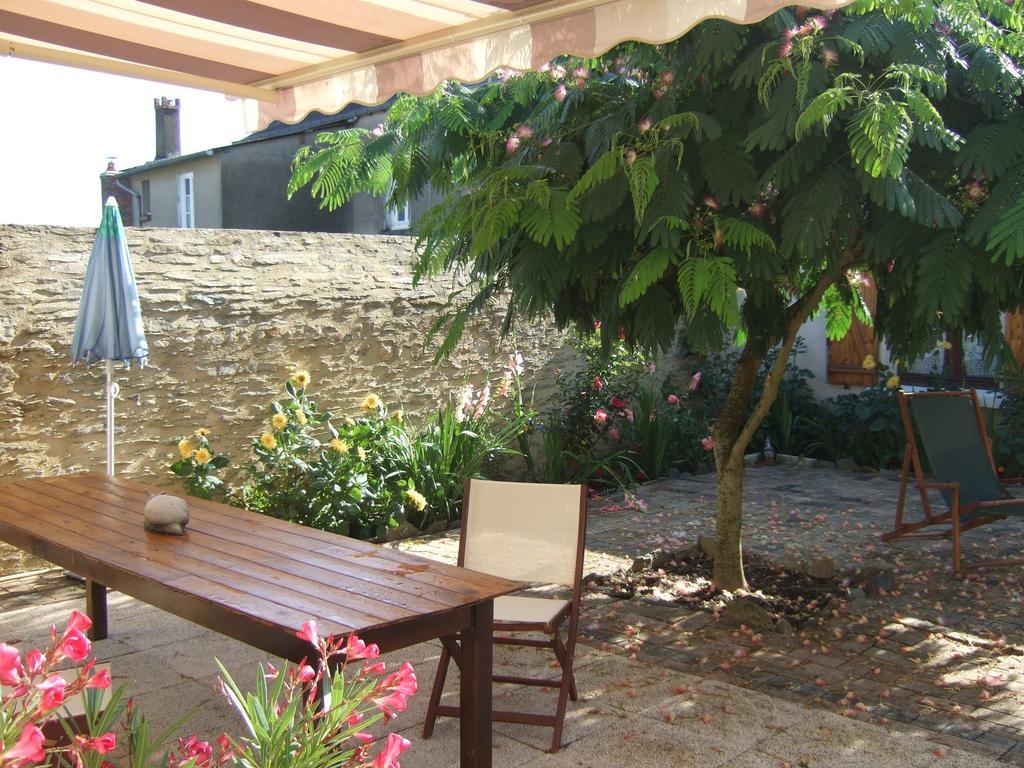 Les Escargots Bed & Breakfast Vauchretien Exterior photo