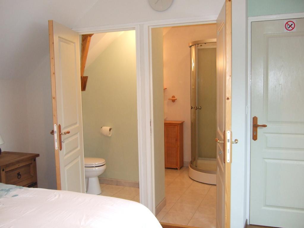 Les Escargots Bed & Breakfast Vauchretien Room photo